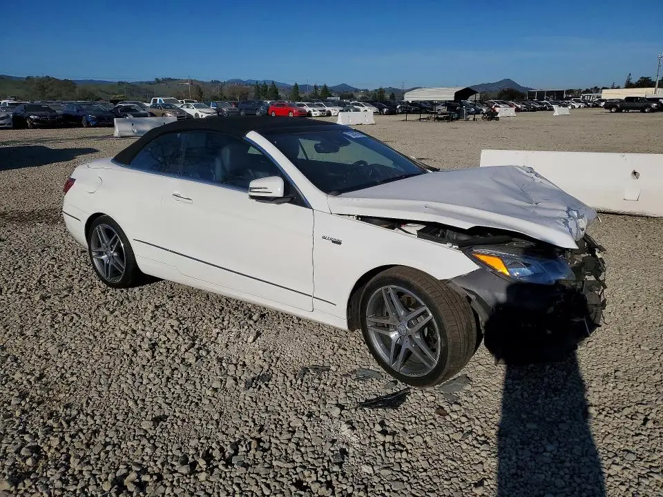 2015 MERCEDES-BENZ E 400  