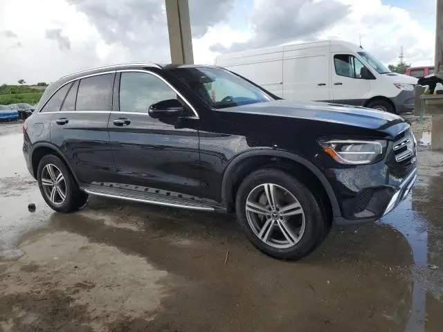 2020 MERCEDES-BENZ GLC 300  