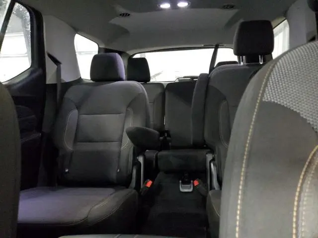 2021 CHEVROLET TRAVERSE LT  