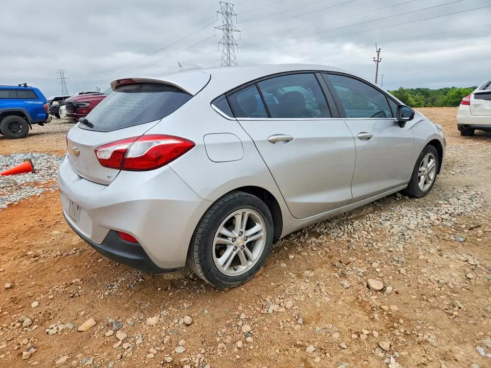 2017 CHEVROLET CRUZE LT  