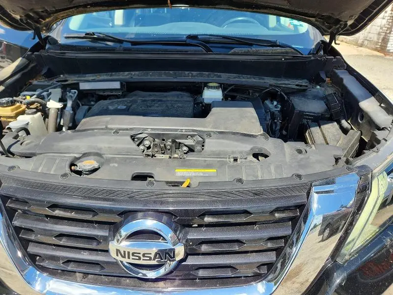 2019 NISSAN PATHFINDER SV  