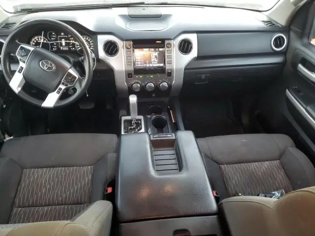 2018 TOYOTA TUNDRA DOUBLE CAB SR  