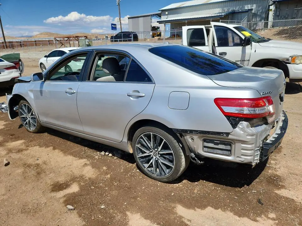 2011 TOYOTA CAMRY LE  