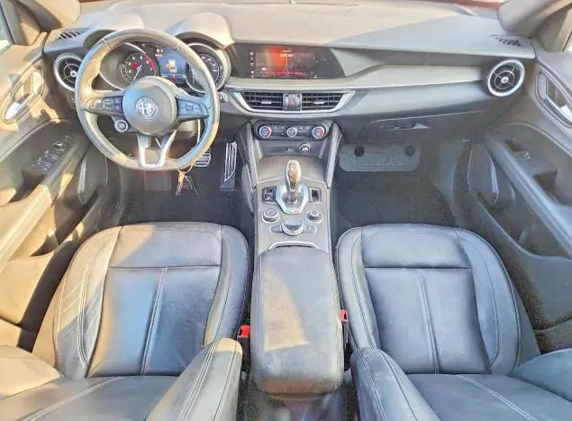 2022 ALFA ROMEO STELVIO TI  