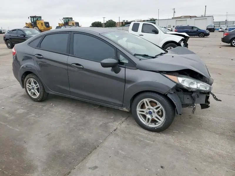 2018 FORD FIESTA SE  