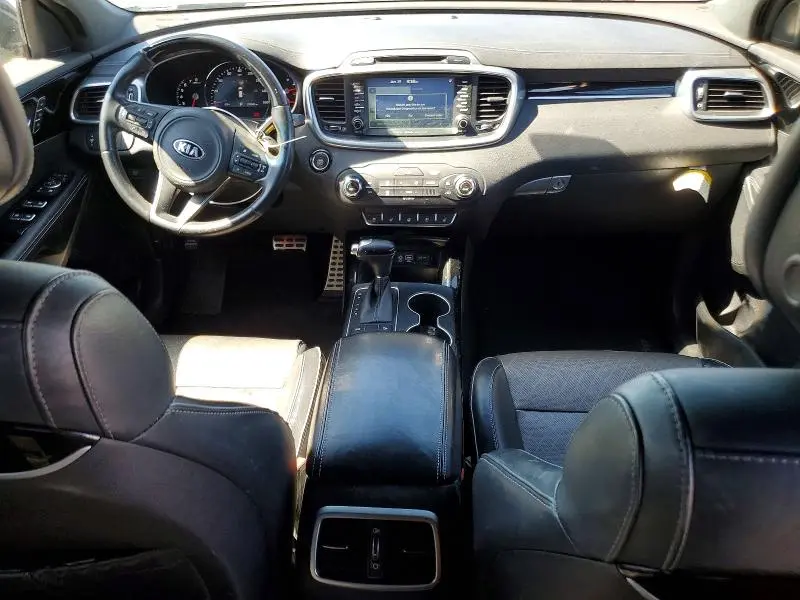 2016 KIA SORENTOSXL   