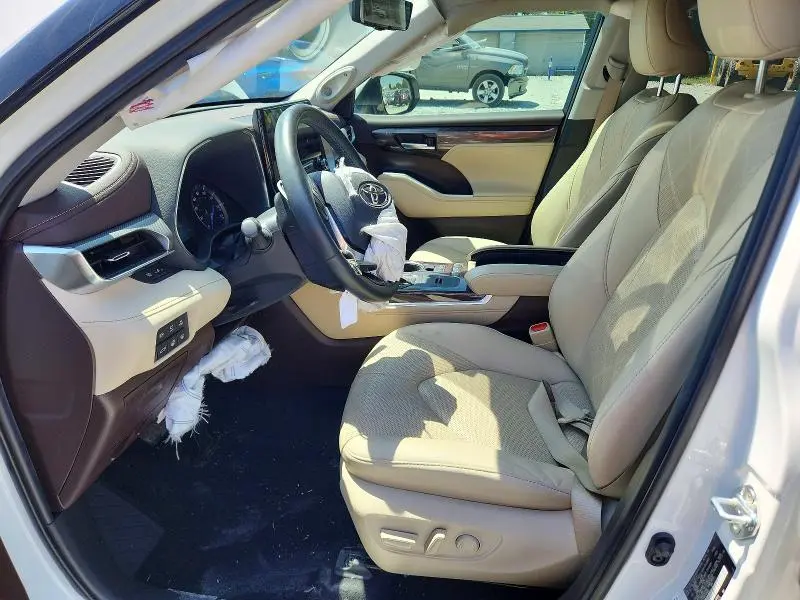 2021 TOYOTA HIGHLANDER HYBRID PLATINUM  