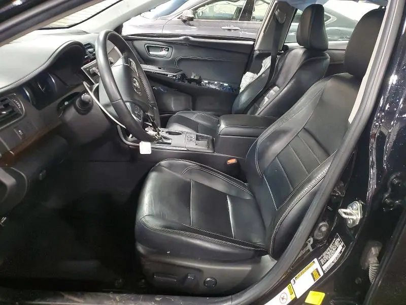 2017 TOYOTA CAMRY XLE  