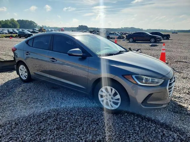 2018 HYUNDAI ELANTRA SE  