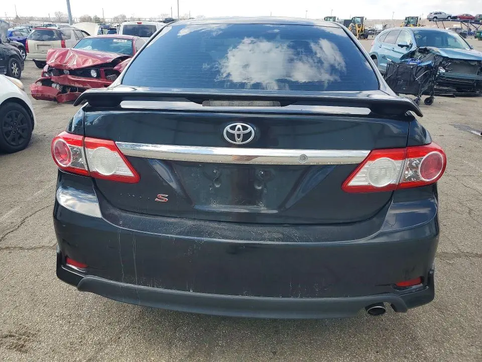 2013 TOYOTA COROLLA S  