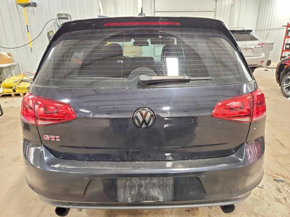 2016 VOLKSWAGEN GTI S  