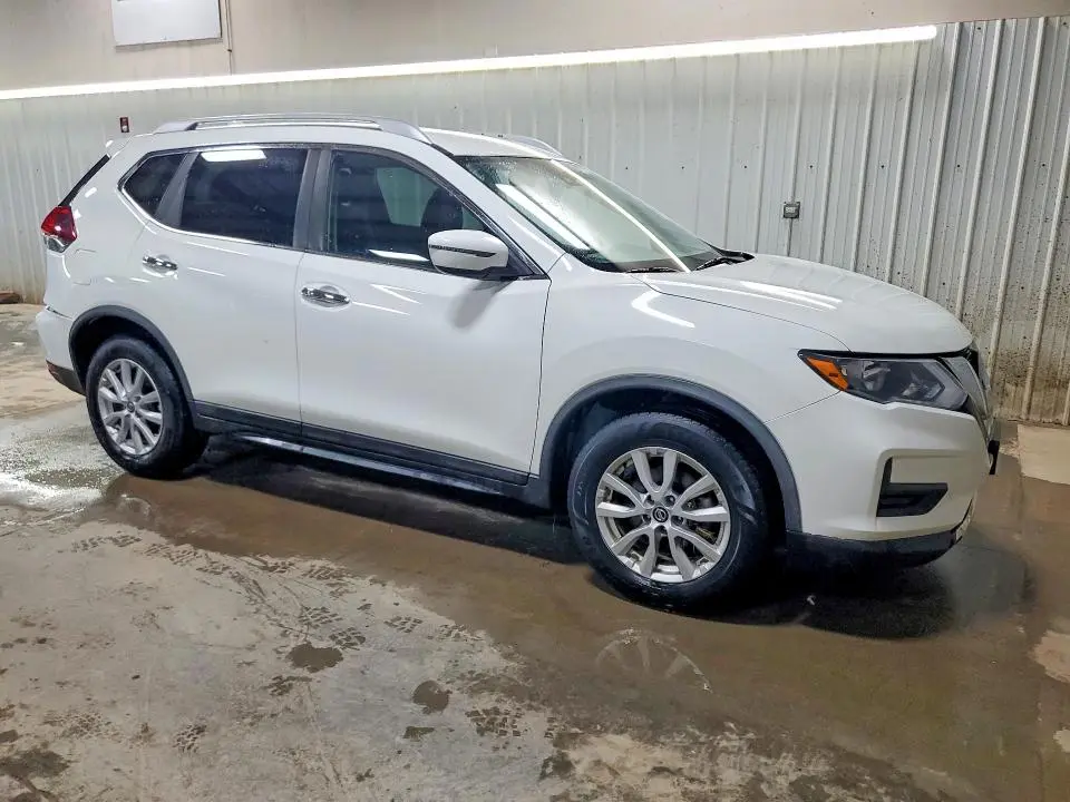2019 NISSAN ROGUE SV  