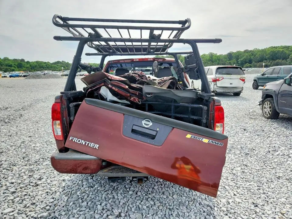 2016 NISSAN FRONTIER DESERT RUNNER  