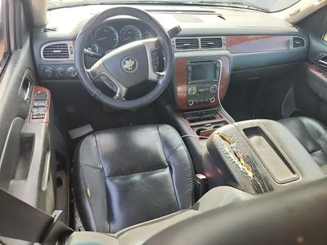 2011 CHEVROLET SUBURBAN K1500 LTZ  