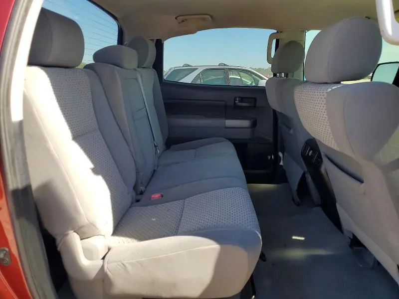 2010 TOYOTA TUNDRA CREWMAX SR5  