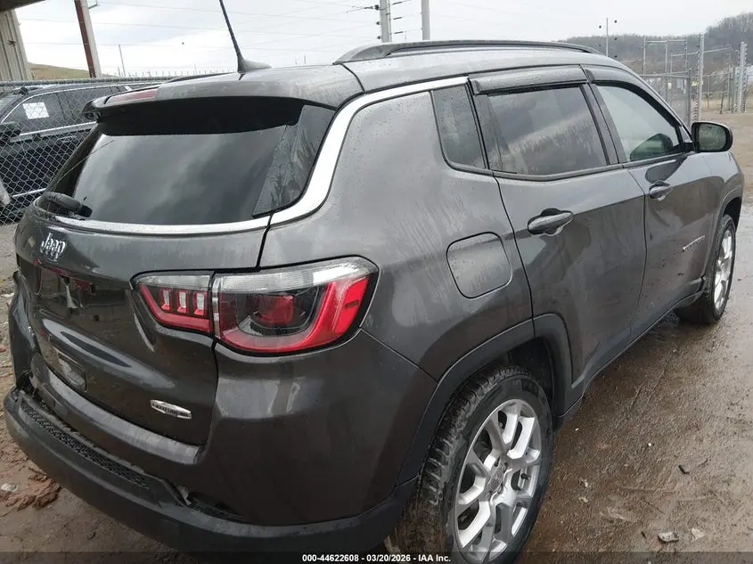 2022 JEEP COMPASS LATITUDE LUX 4X4