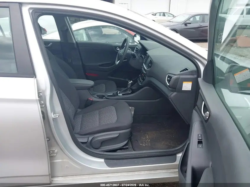2018 HYUNDAI IONIQ HYBRID BLUE