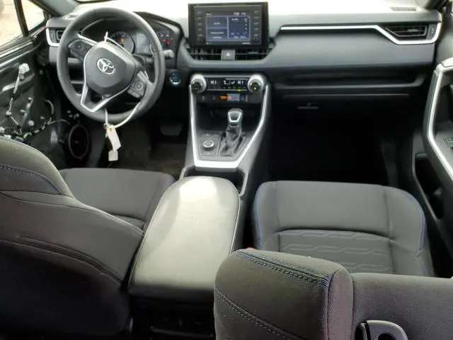 2022 TOYOTA RAV4 SE  