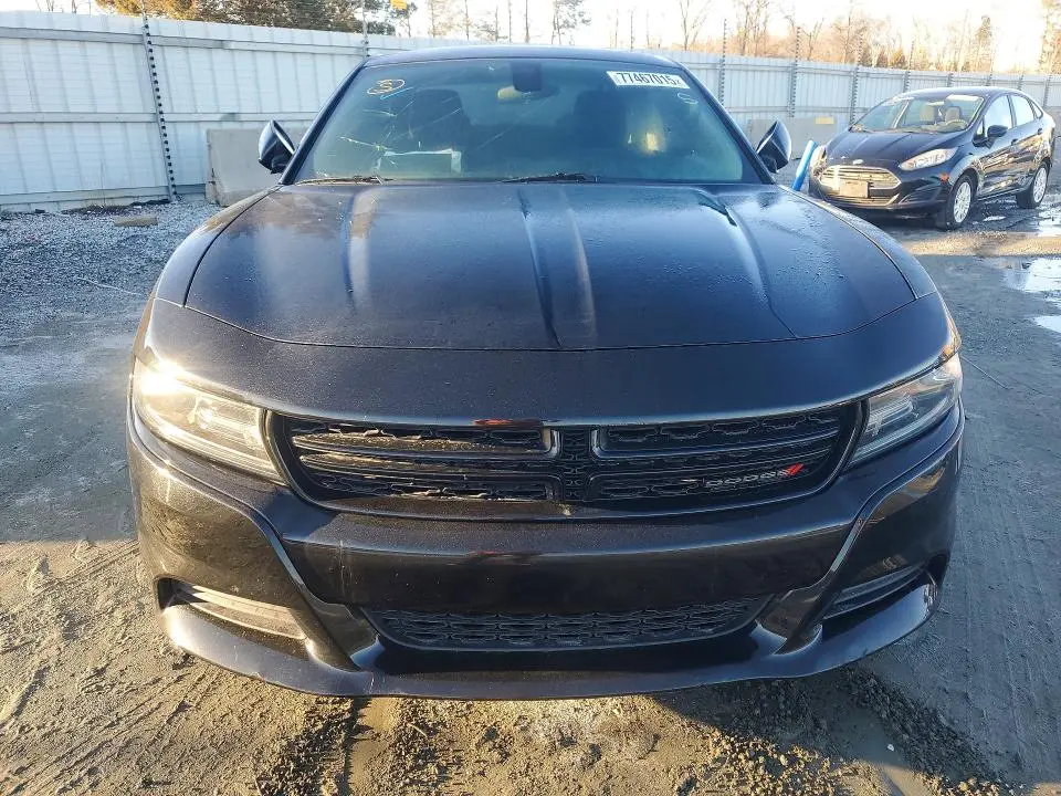 2019 DODGE CHARGER SXT  