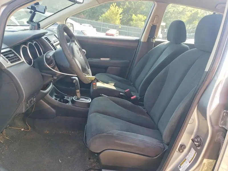 2010 NISSAN VERSA 1.8 S  