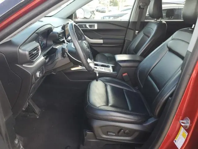 2021 FORD EXPLORER XLT  