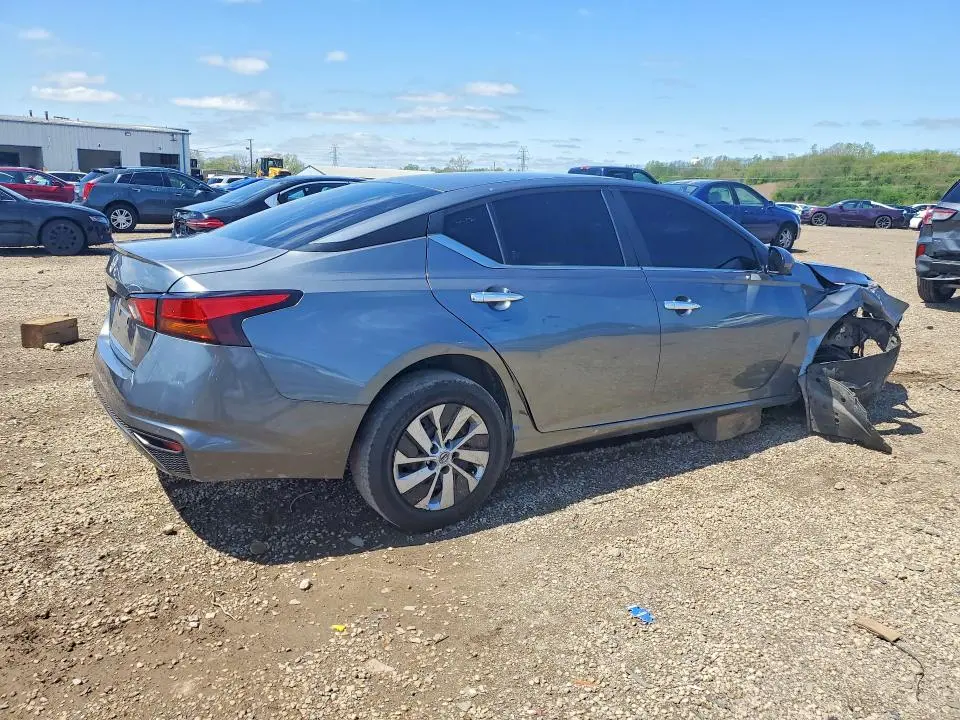 2023 NISSAN ALTIMA S  