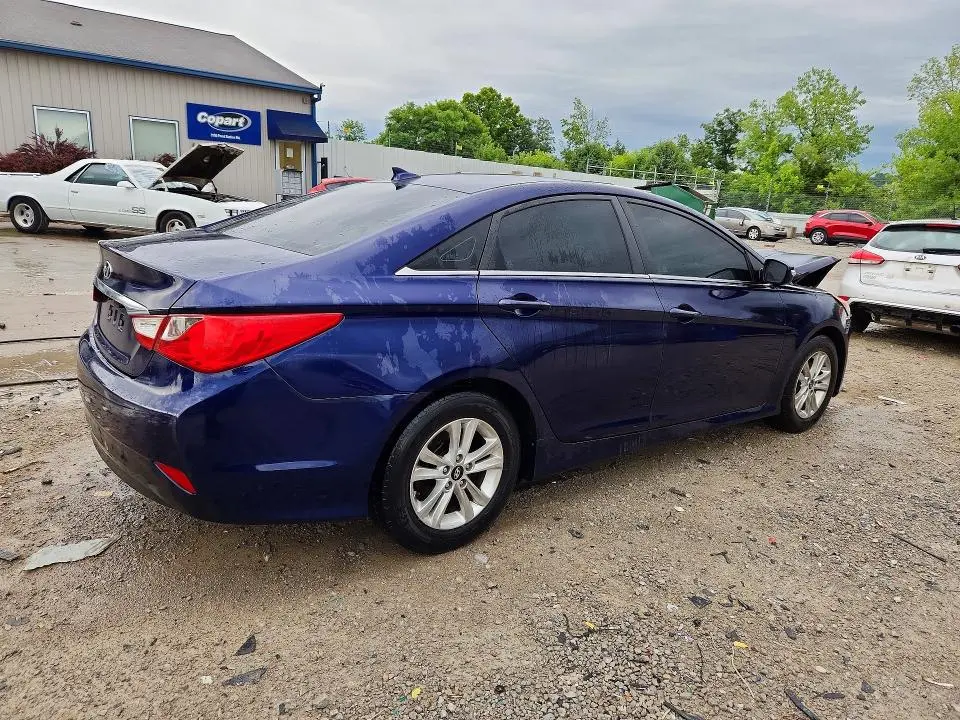 2014 HYUNDAI SONATA GLS  