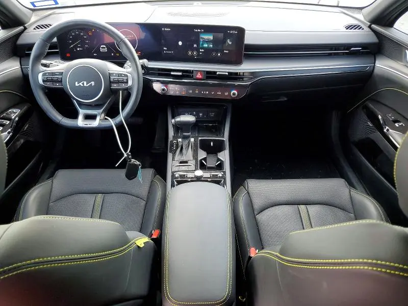 2025 KIA K5 GT  
