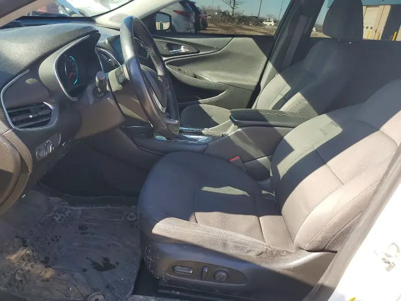 2017 CHEVROLET MALIBU LT  