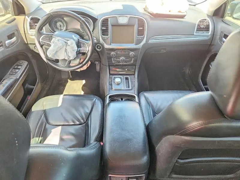 2016 CHRYSLER 300 LIMITED  