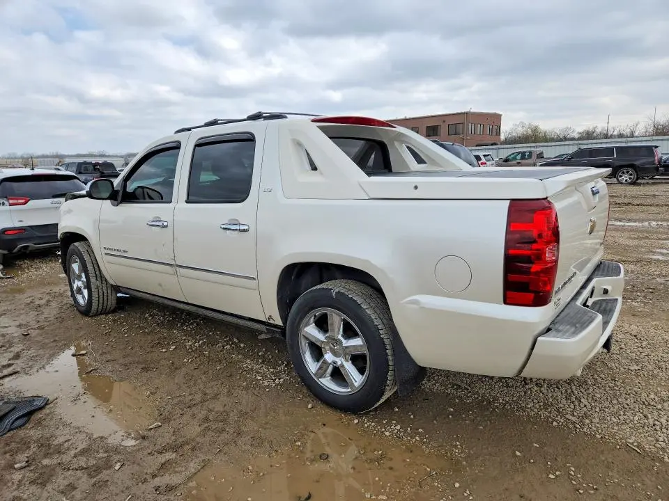 2011 CHEVROLET AVALANCHE LTZ  