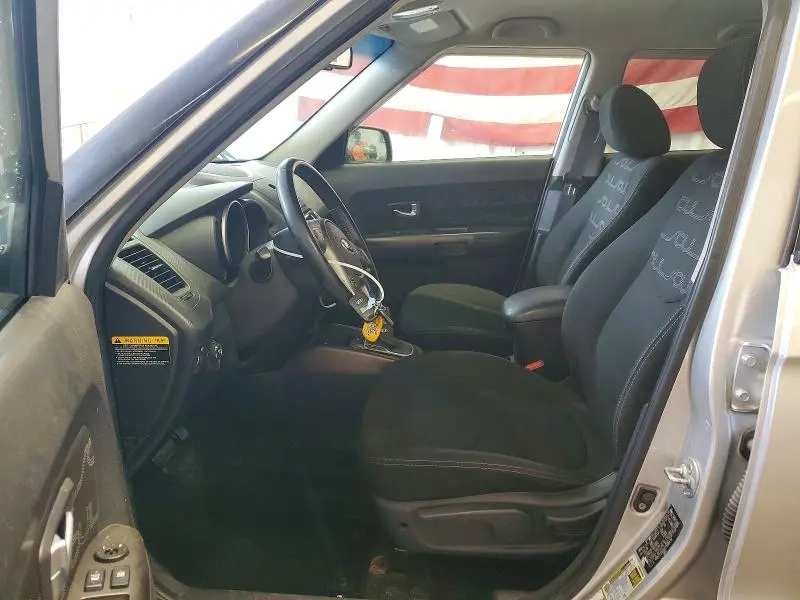 2013 KIA SOUL +  