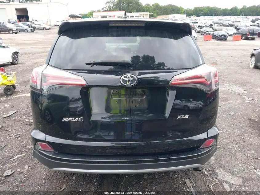 2018 TOYOTA RAV4 XLE