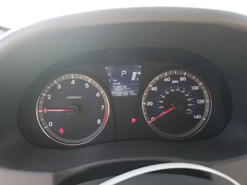 2013 HYUNDAI ACCENT GLS  