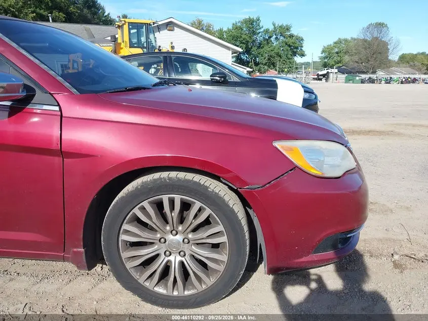 2013 CHRYSLER 200 LIMITED