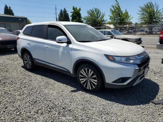 2019 MITSUBISHI OUTLANDER SE  