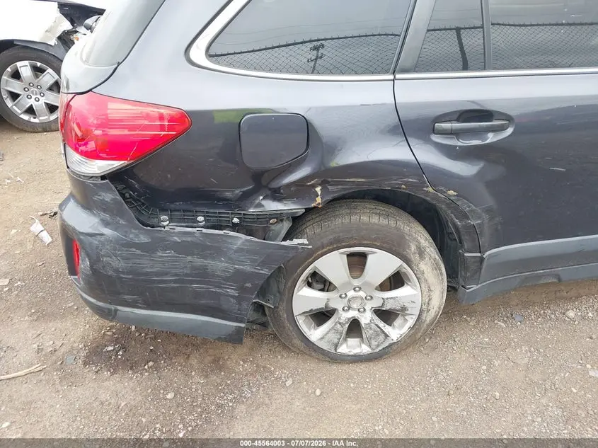 2010 SUBARU OUTBACK 2.5I LIMITED