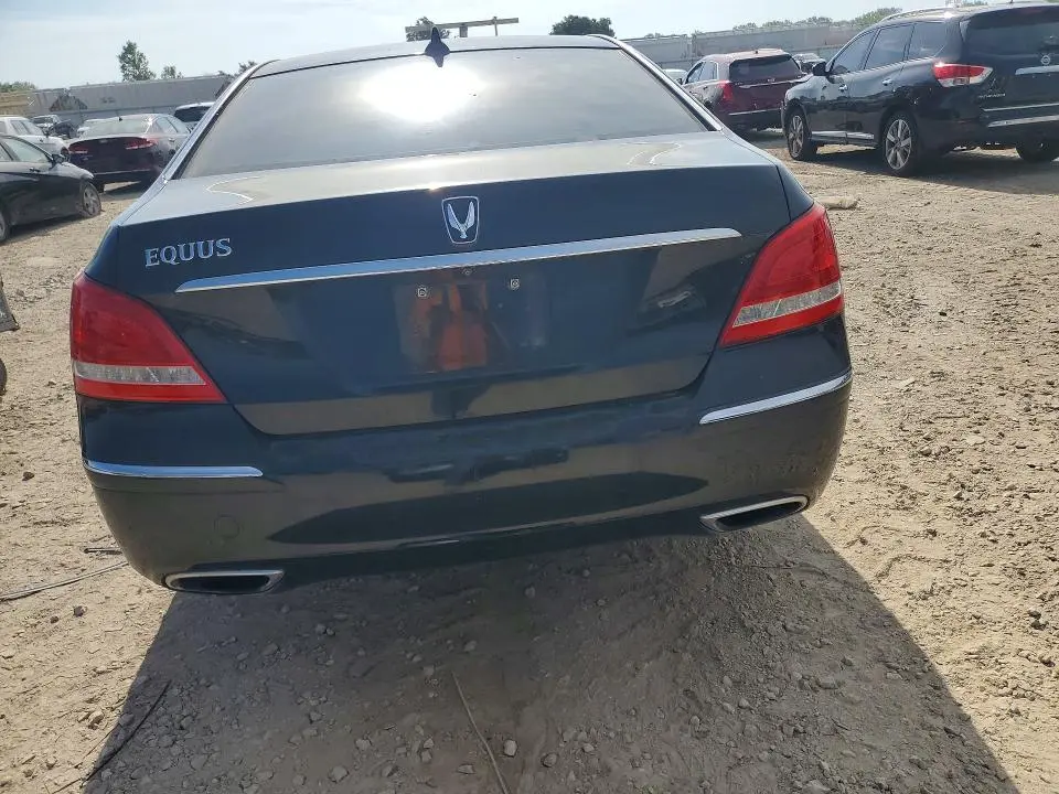 2012 HYUNDAI EQUUS SIGNATURE  