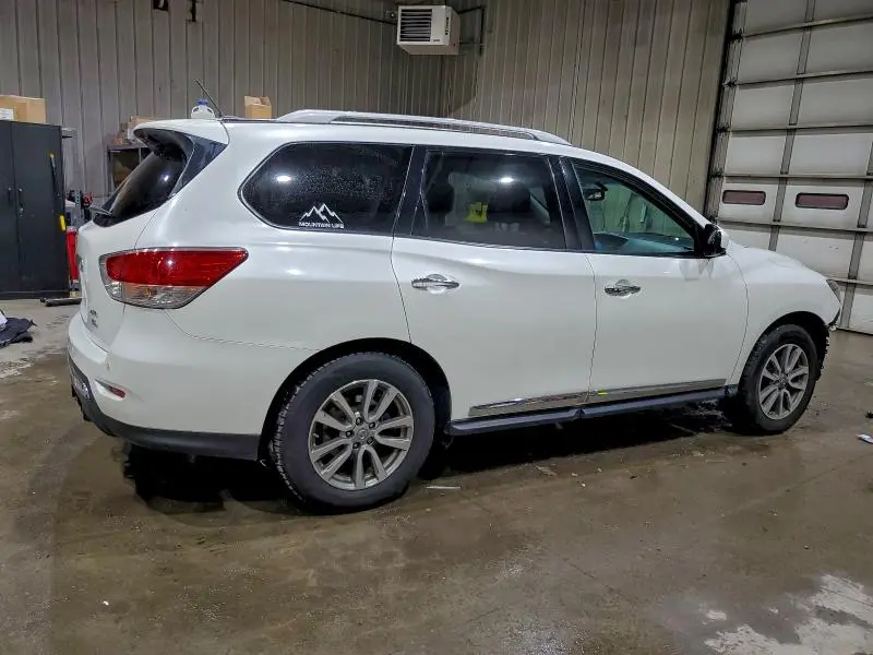 2016 NISSAN PATHFINDER S  