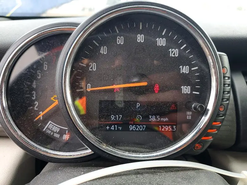 2015 MINI COOPER S  
