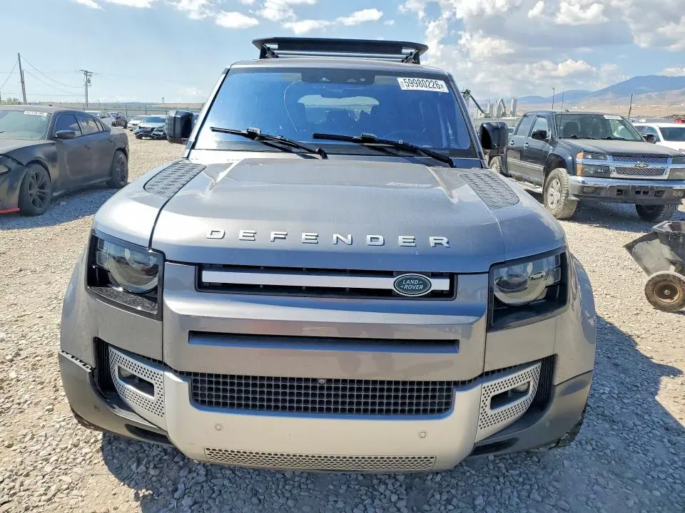 2021 LAND ROVER DEFENDER 110 SE  
