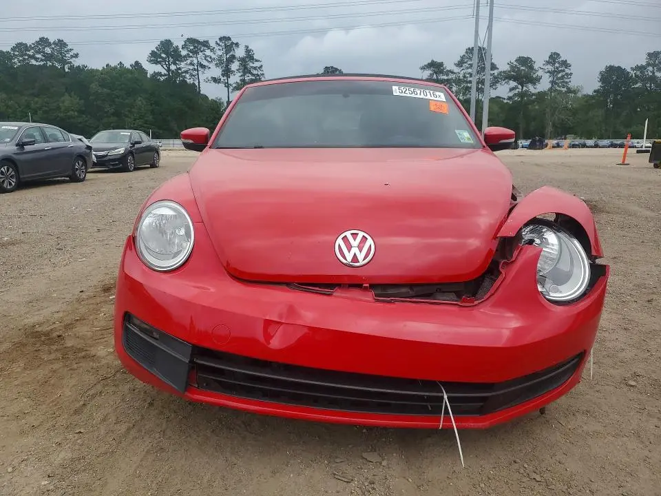 2013 VOLKSWAGEN BEETLE   