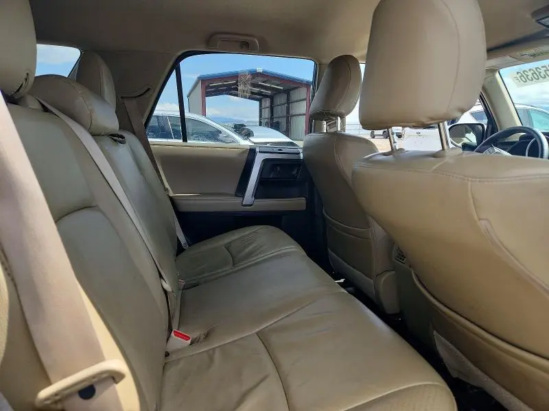 2013 TOYOTA 4RUNNER SR5  