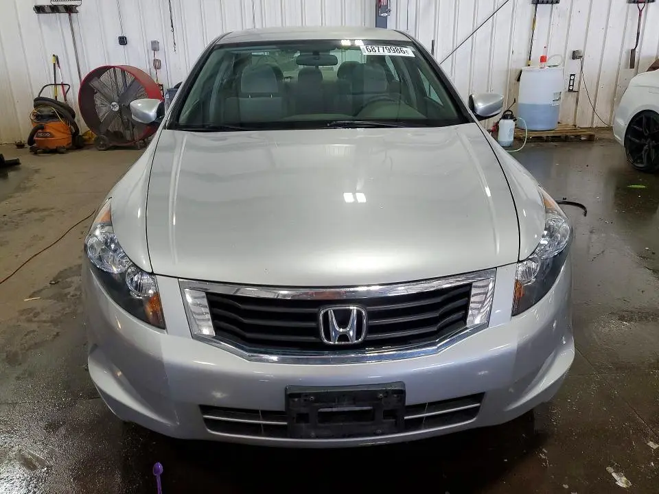 2010 HONDA ACCORD LX  