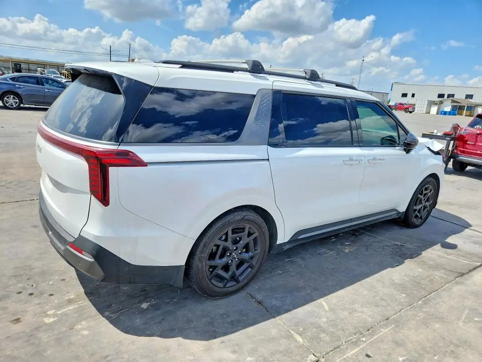 2025 KIA CARNIVAL SX PRESTIGE  