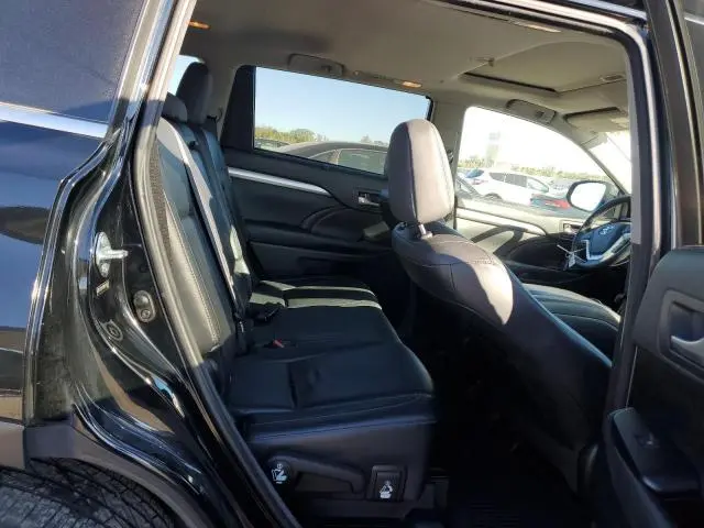 2014 TOYOTA HIGHLANDER XLE  