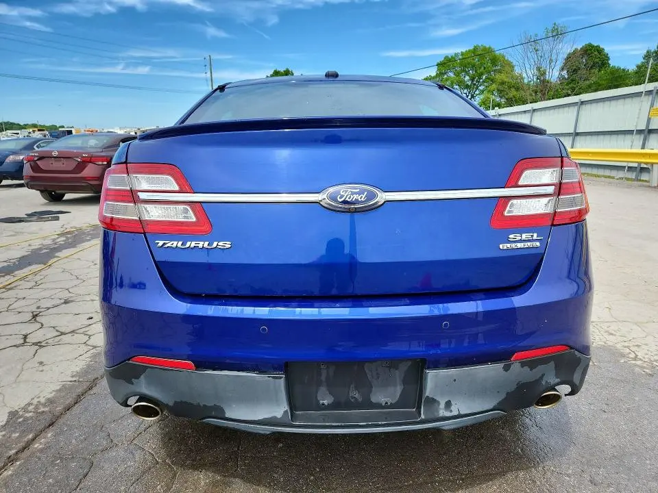 2015 FORD TAURUS SEL  