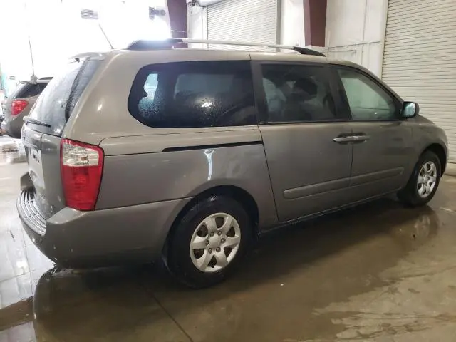 2010 KIA SEDONA LX