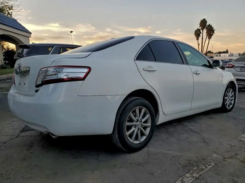 2011 TOYOTA CAMRY HYBRID  
