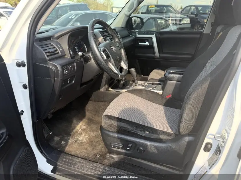 2017 TOYOTA 4RUNNER SR5